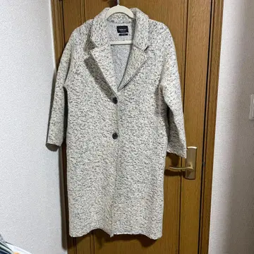 ZARA Knit 울 혼방 롱 코트 화이트에 블랙이 섞인 색감
