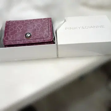미사용 PINKY&DIANNE 퍼플 접이식 지갑