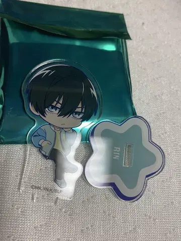 블루 록 콜라보 카페 본포 레트로 팝 이토시 린