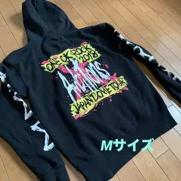 ONE OK ROCK TOUR 2018 후드티