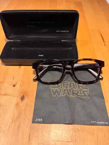 JINS STAR WARS 안경 케이스 포함