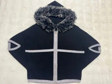 퍼 부착 후드 크롭 자켓