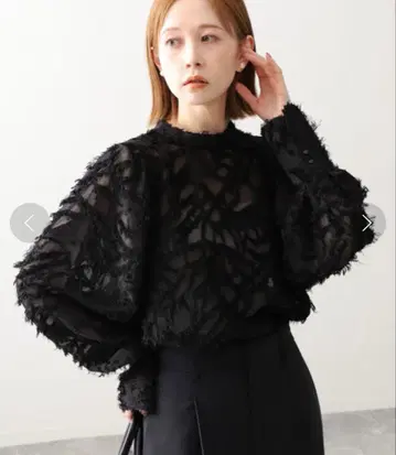 SLOBE IENA 프린지 자카드 볼륨 슬리브 블라우스