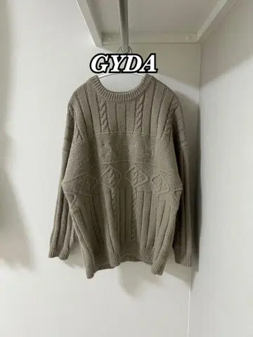 GYDA 니트