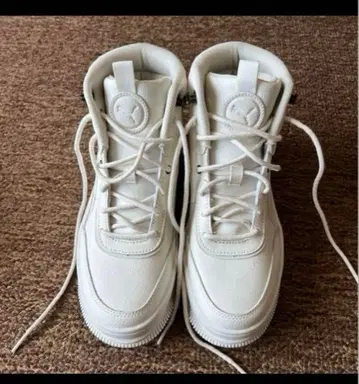 새상품급 푸마 스니커즈 마이라 우먼 하이컷 신발 23cm