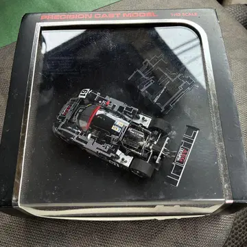 Precision Cast Model 1:43 SCALE