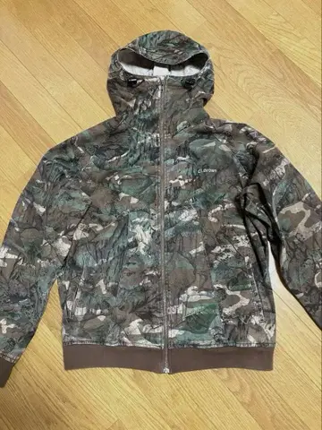 El.Brown 카모 패턴 후드 부착 자켓 점퍼