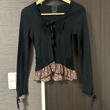 안나수이 블랙 긴팔 가디건 S