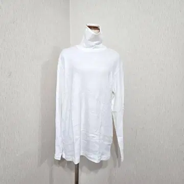 유니클로 소프트 터치 코튼 터틀넥 (L) 화이트 루즈핏