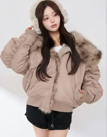 [의류 및 옷걸이 포함] Darich 애니멀 퍼 N2B 플라이트 자켓