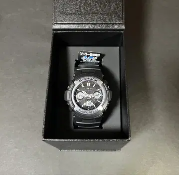 초특가 G-SHOCK 손목시계 새상품 미사용 AWG-M100FP