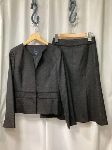 최종 가격 인하 새상품급 키이스 스커트 수트