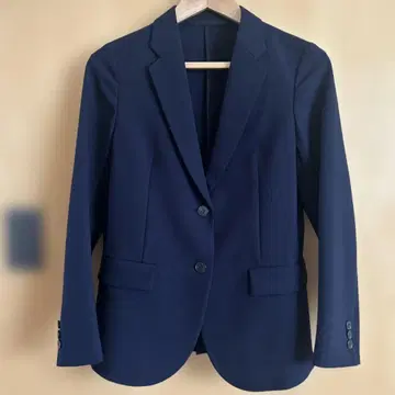 유니클로 감동 자켓 네이비 테일러드 자켓