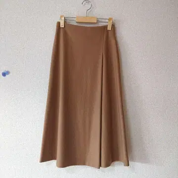 UNITED ARROWS 울 플레어 스커트 카멜