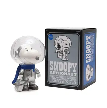 atmos 한정판 150체 SNOOPY (SILVER SPACESUIT)