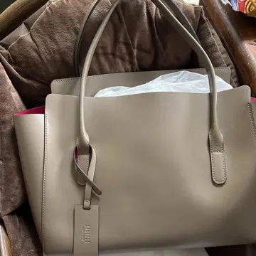 BARNEYS NEW YORK 바니스뉴욕
