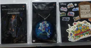 KINGDOM HEARTS III 아크릴 키링 거울 스티커