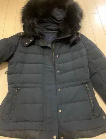 ZARA BASIC 블랙 다운 자켓 M 사이즈