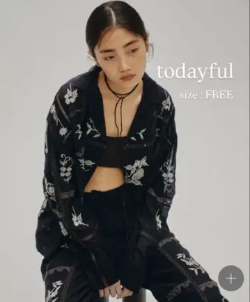 옷걸이 포함 todayfulEmbroideryPatchworkShirts