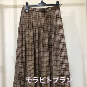 모라비토 블랑 체크 플레어 스커트