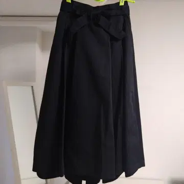 [ 새상품급 ] 디키즈 허리 리본 플레어 스커트