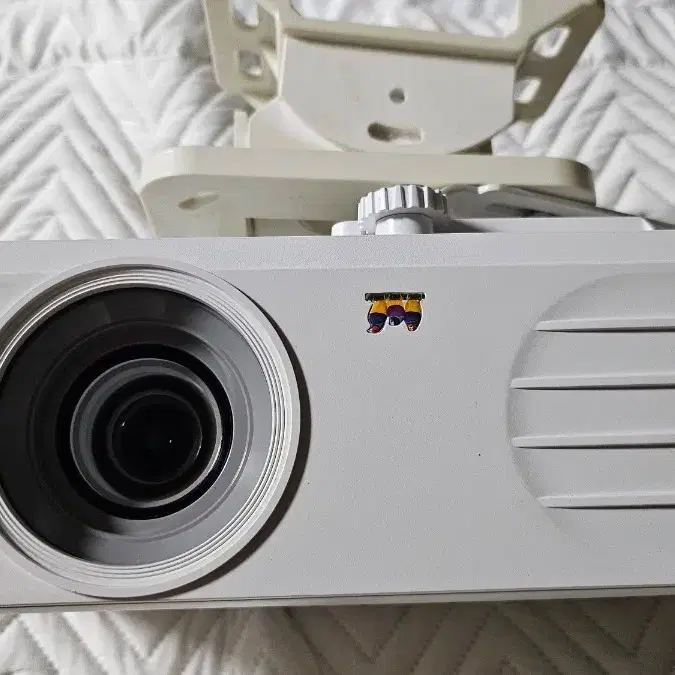 Viewsonic Projector White Ceiling Mount Included