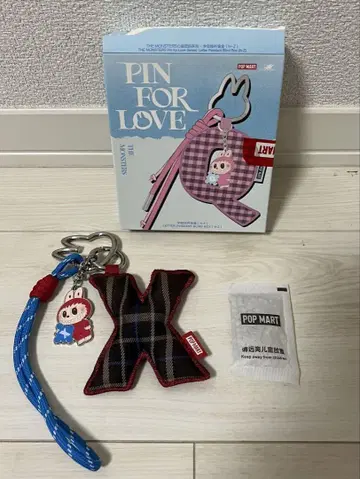 POP MART Pin for Love 알파벳 참 X
