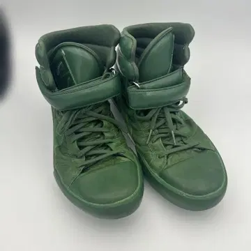 PUMA 하이컷 스니커즈 그린 27cm 한정판 모델