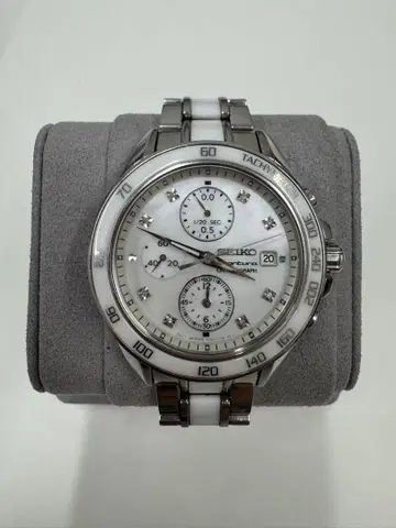SEIKO 세이코 여성용 크로노그래프 손목시계