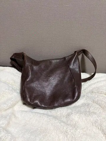 IL BISONTE 다크 브라운 가죽 숄더백