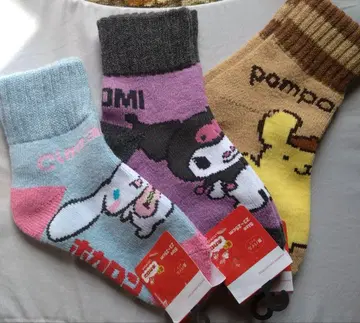 신는 호카론 Sanrio 콜라보 3족 세트 23-25cm