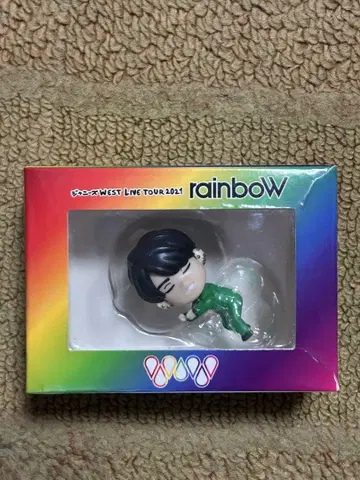 WEST LIVE TOUR 2021 rainbow 피규어