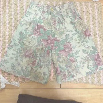 vintage 꽃무늬 하프 팬츠