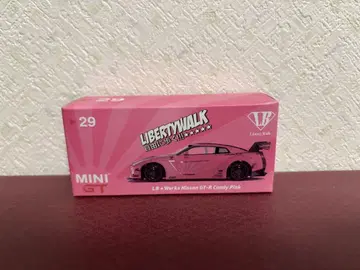 MiNiGT LBWK 29 LBworks GTR candy pink