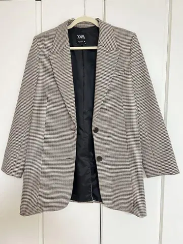 ZARA 체크 무늬 블레이저 2개 버튼
