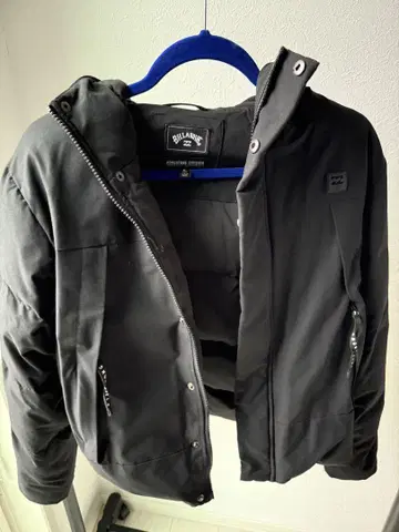 BILLABONG 블랙 다운 자켓 M