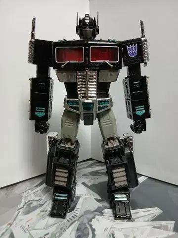 트랜스포머 마스터피스 MP-10B 블랙 콘보이