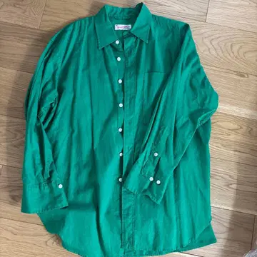 Spick and Span 1986년제 그린 버튼 다운 셔츠