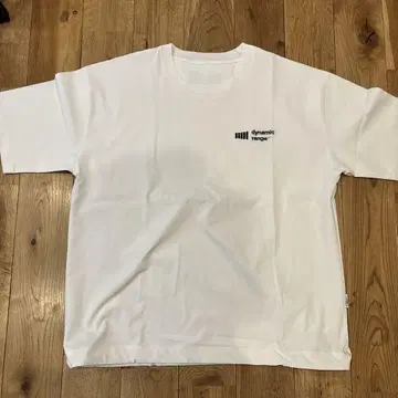다이나믹 레인지 반팔 티셔츠 화이트