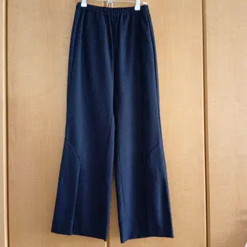 NAVY WO 밑단 절개 디자인 팬츠