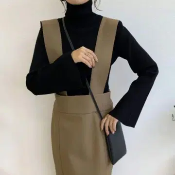 BLATE blate 소매 플레어 슬림 하이넥 새상품