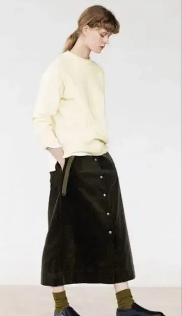 MHL. 마가렛호웰 코듀로이 스커트