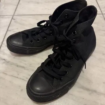 Converse 올 블랙 스니커즈