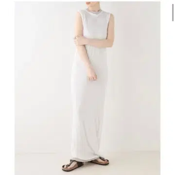 INSCRIRE 슬리브리스 원피스