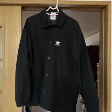 adidas 블랙 점퍼