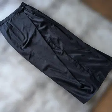 에트레토쿄 타이트 스커트
