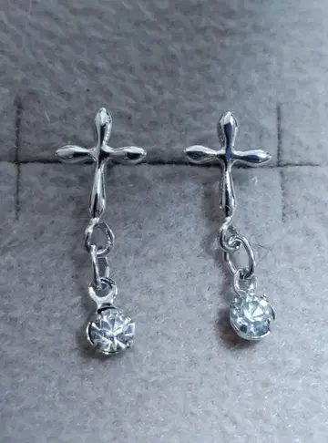 k10 크로스 디자인 귀걸이
