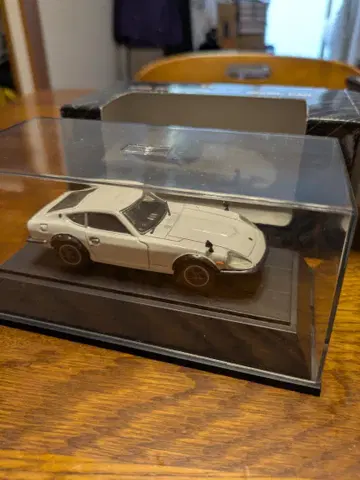 다이캐스트제 Fairlady Z 미니카 1/43