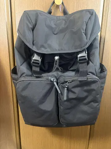 UNIQLO 백팩