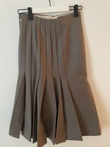 Sacai 플리츠 스커트 사이즈 0